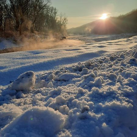 Вілла Stodola Nad Skawa Суха-Бескідзка Екстер'єр фото